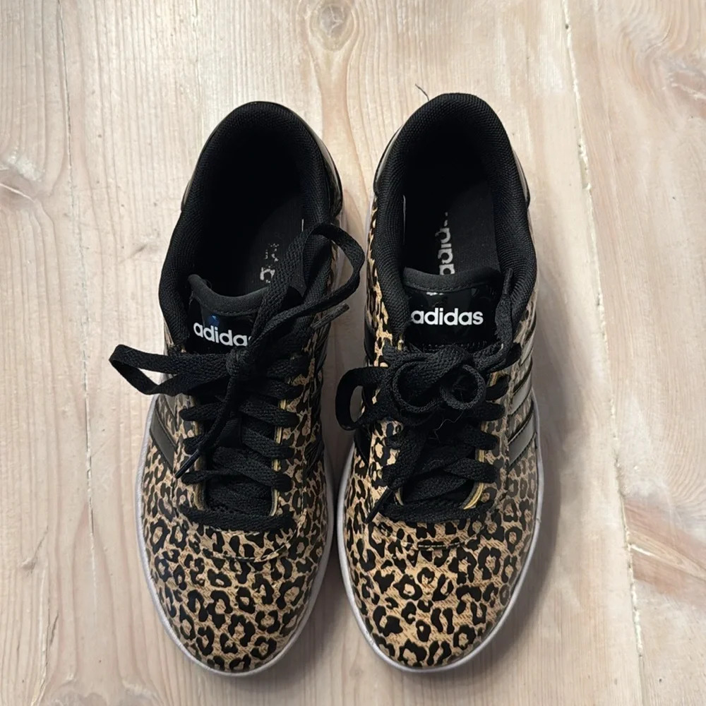 Adidas leopards shoes - Picture 8 of 8